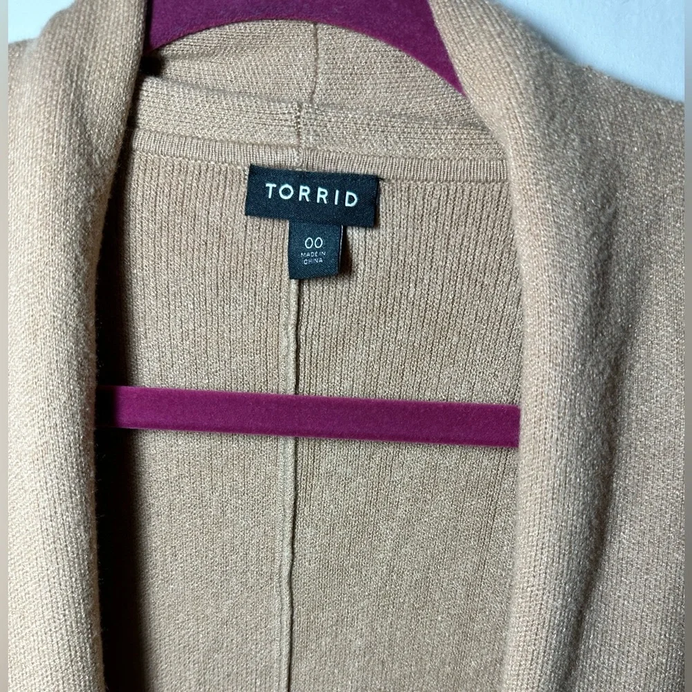 Torrid Duster - Picture 2 of 2